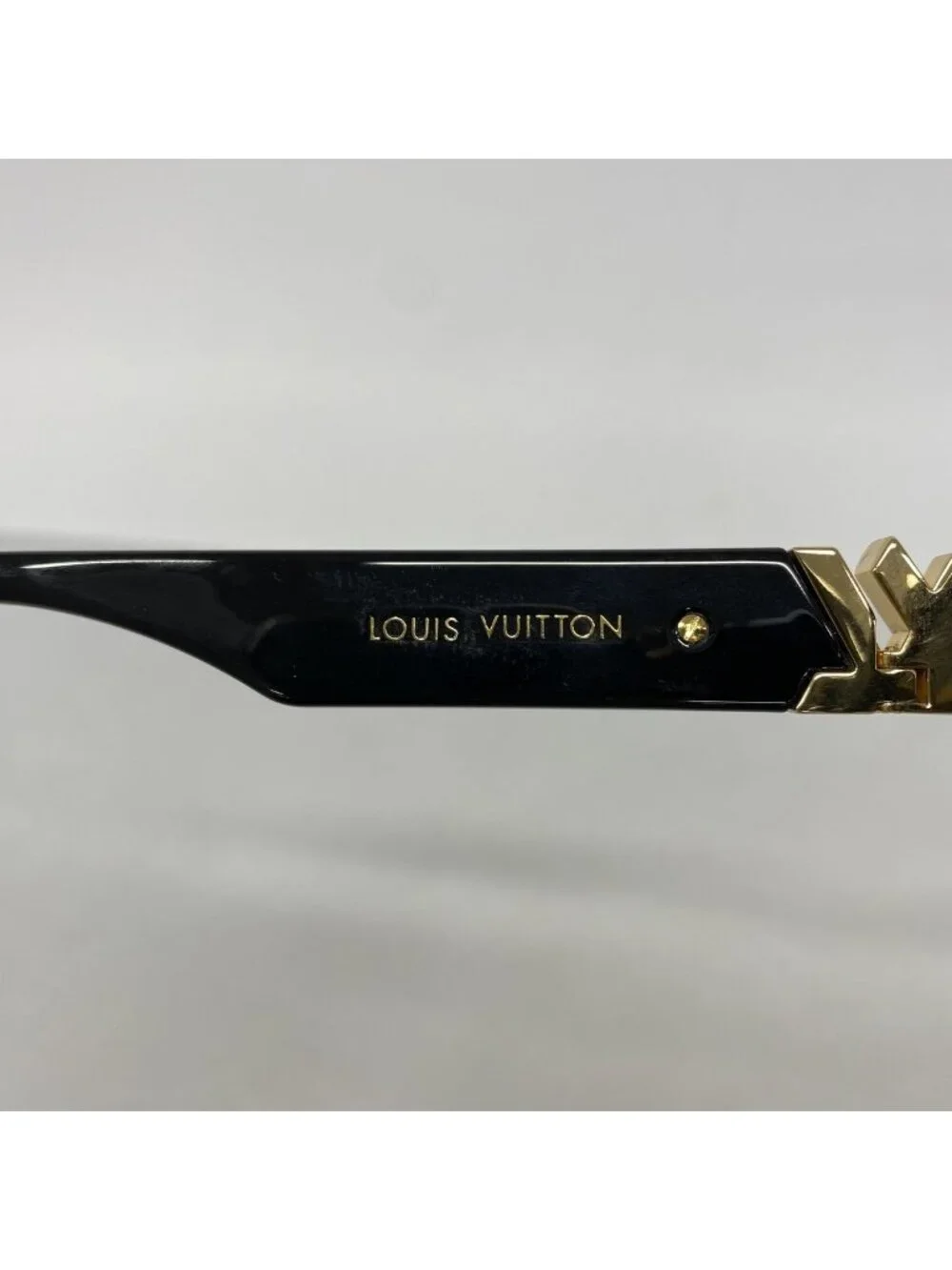 Louis Vuitton Sunglasses LV Black Eyewear